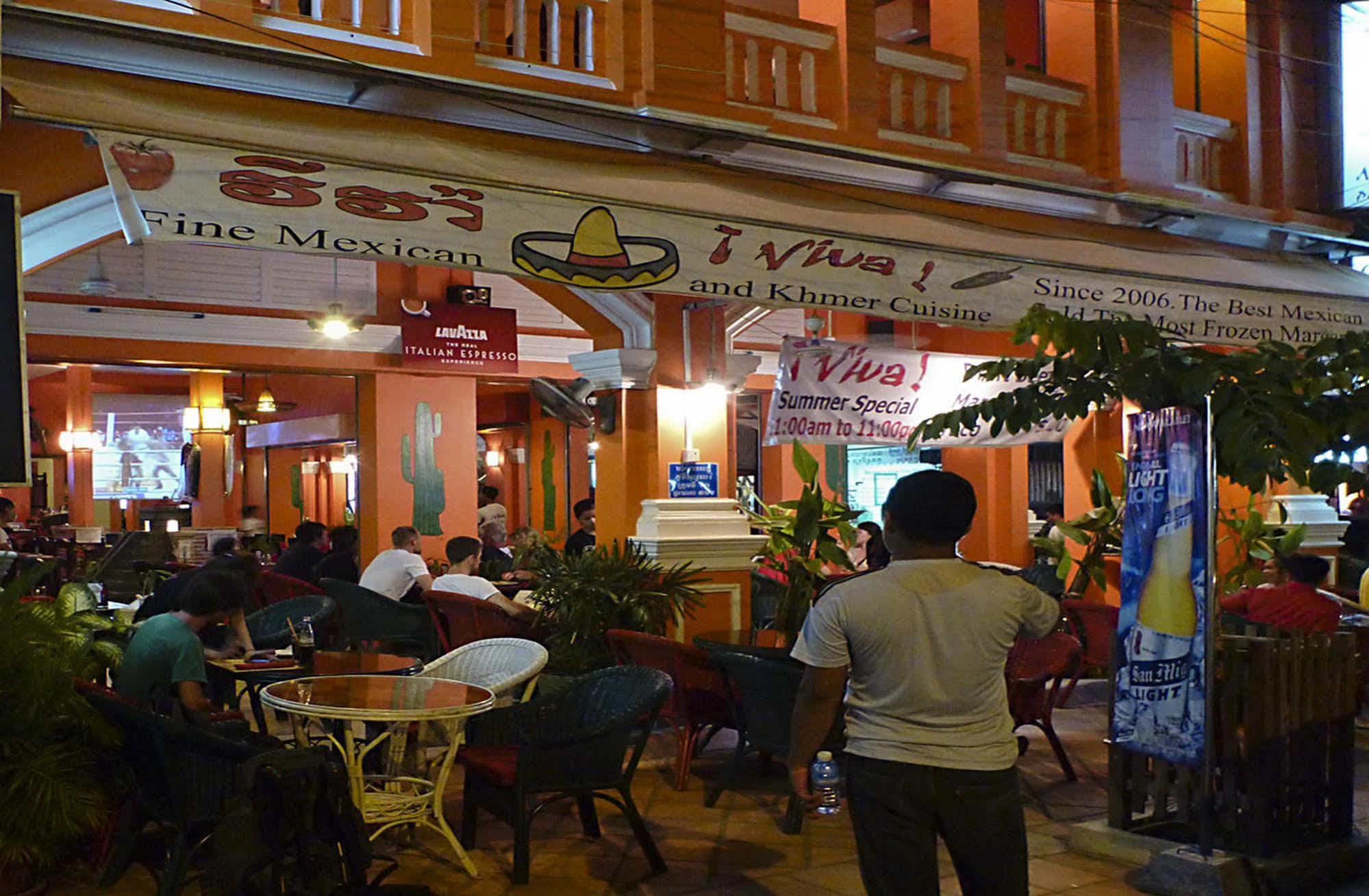 Viva Hotel Siem Reap Buitenkant foto